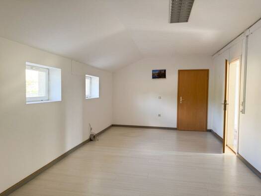 Bürofläche zur Miete 340 € 3 Zimmer 30 m² Bürofläche Zieschestr. 17 Zentrum Chemnitz / Zentrum 09111