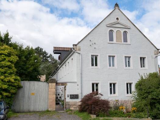 Haus zum Kauf 950.000 € 16 Zimmer 470 m² 2.460 m² Grundstück Gombsen Kreischa 01731