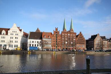 Bürofläche zur Miete 12 € 6 Zimmer 260 m² Bürofläche Innenstadt Lübeck 23552