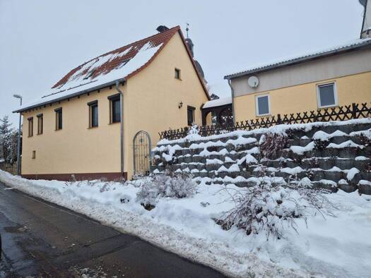 Einfamilienhaus zum Kauf 119.000 € 4 Zimmer 120 m² 400 m² Grundstück frei ab sofort Schwabhausen 99869