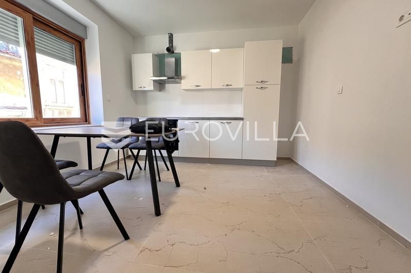 Wohnung zur Miete 850 € 2 Zimmer 57 m²<br/>Wohnfläche 3.<br/>Geschoss Pula 52100