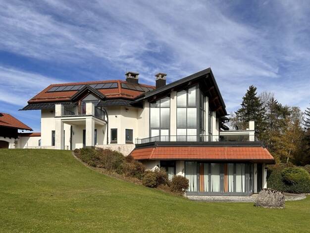 Villa zum Kauf 2.350.000 € 10 Zimmer 570 m² 22.000 m² Grundstück frei ab sofort Waltenhofen Waltenhofen 87448