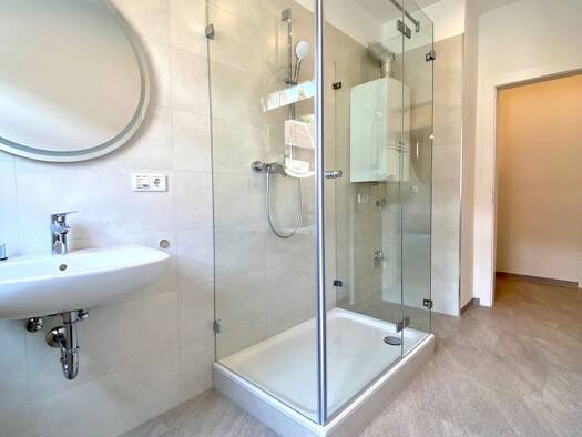 Wohnung zur Miete 770 € 2 Zimmer 62 m² 1. Geschoss Geibelstraße Steinbühl Weiterer Innenstadtgürtel Süd 90459