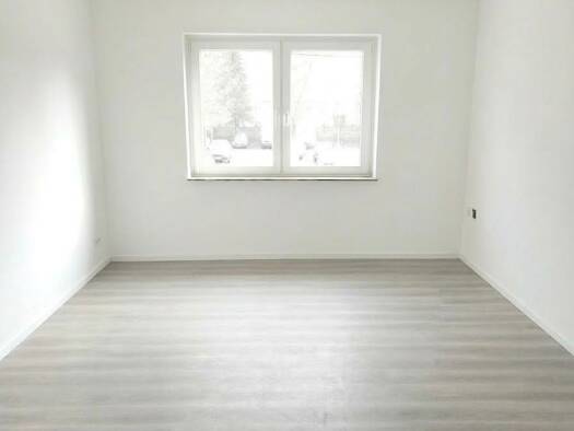 Wohnung zur Miete 640 € 2 Zimmer 61 m² Geschoss 1/5 frei ab sofort Altendorf Stadtbezirk III 45143