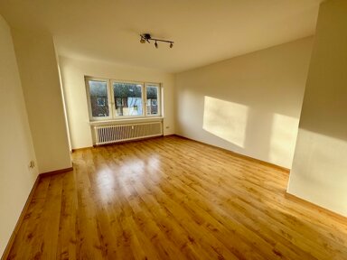 Wohnung zur Miete 330 € 2 Zimmer 52,3 m² 2. Geschoss Flensburger Str. 46 Glückstadt 25348