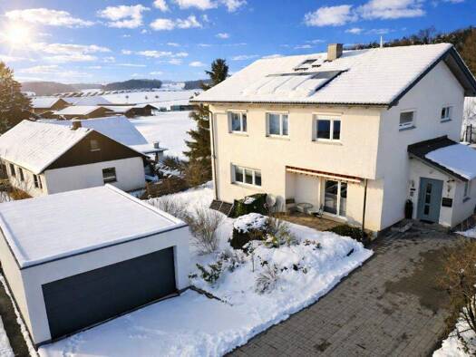 Einfamilienhaus zum Kauf 479.000 € 7,5 Zimmer 160 m² 847 m² Grundstück Friesendorf Ebersdorf 96237