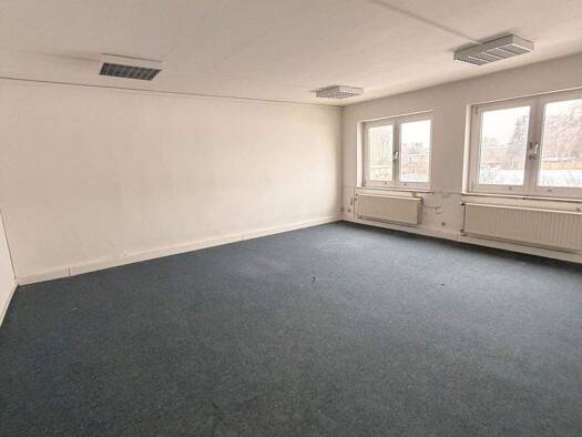 Bürofläche zur Miete 5 € 1.020 m² Bürofläche teilbar ab 300 m² Kadammsweg 4 Brinckmansdorf Rostock 18146