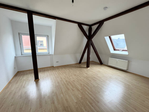 Wohnung zur Miete 300 € 2 Zimmer 49,3 m² Dachgeschoss, 2. Geschoss Chemnitzer Straße 72 Leisnig Leisnig 04703