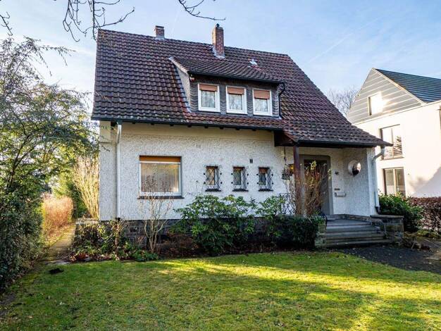 Einfamilienhaus zum Kauf 369.000 € 5 Zimmer 134 m² 751 m² Grundstück Neheim-Hüsten Arnsberg / Neheim 59755