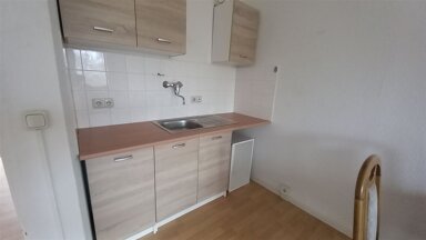 Wohnung zur Miete 180 € 1 Zimmer 29,7 m² 3. Geschoss Grüner Weg 3 Crimmitschau Crimmitschau 08451