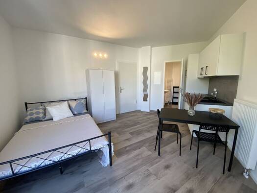 Wohnung zur Miete 740 € 1 Zimmer 20,5 m² Neckarstraße 140 2 Ost Stuttgart 70190