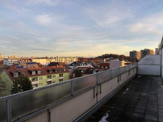 Terrassenwohnung zur Miete 1.580 € 2 Zimmer 83,4 m² frei ab sofort Riesenfeldstraße 16 Milbertshofen-Am Hart München 80809