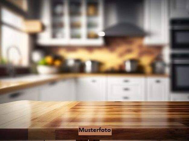 Einfamilienhaus zum Kauf 100.000 € 231 m² 511 m² Grundstück Breitungen 98597