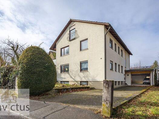 Mehrfamilienhaus zum Kauf 660.000 € 8,5 Zimmer 239 m² 710 m² Grundstück Großgartach Leingarten 74211