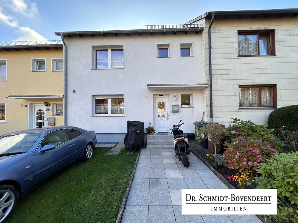 Reihenmittelhaus zum Kauf 149.000 € 4 Zimmer 108,3 m²<br/>Wohnfläche 270 m²<br/>Grundstück Rennerod Rennerod 56477