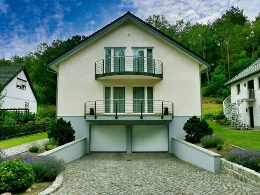 Doppelhaushälfte zum Kauf 375.000 € 4 Zimmer 141 m² 1.374 m² Grundstück Eisenhüttenstadt Eisenhüttenstadt 15890