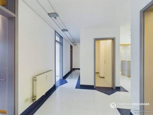 Praxisfläche zur Miete 1.495 € 9 Zimmer 169 m² Bürofläche Nittendorf 93152