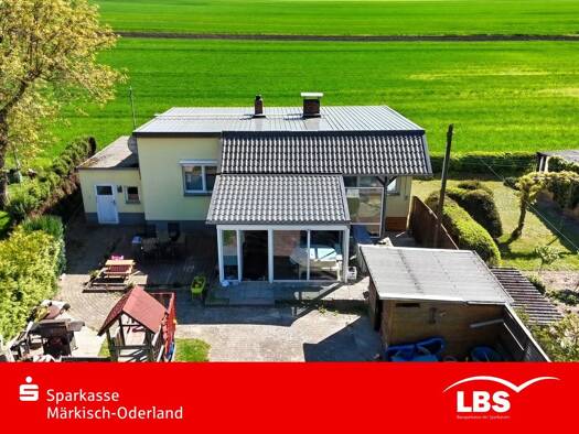 Bungalow zum Kauf 338.000 € 3 Zimmer 75 m² 790 m² Grundstück Rehfelde 15345