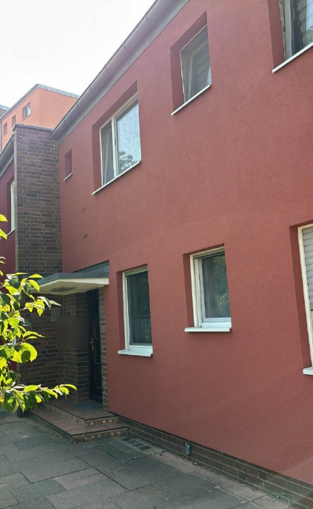 Reihenmittelhaus zum Kauf 490.000 € 6 Zimmer 142 m²<br/>Wohnfläche 378 m²<br/>Grundstück Staaken Berlin 13591