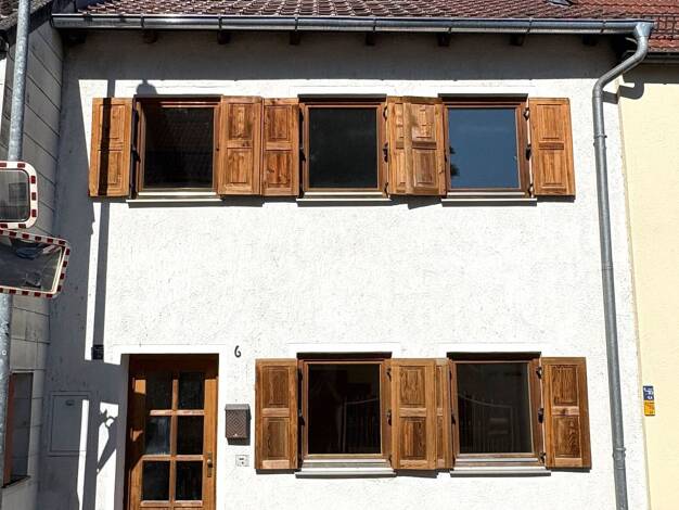Haus zum Kauf 224.000 € 4 Zimmer 110,2 m² 95 m² Grundstück frei ab sofort Dingolfing 84130