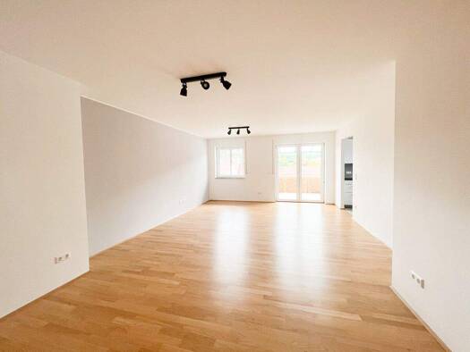 Wohnung zur Miete 690 € 2 Zimmer 69 m² 2. Geschoss frei ab 01.05.2026 Harburg Harburg (Schwaben) 86655