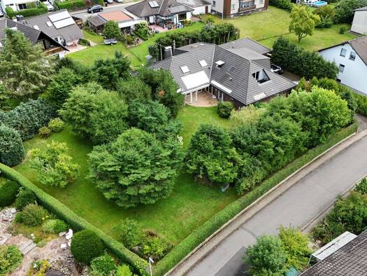 Mehrfamilienhaus zur Miete 3.500 € 10 Zimmer 350 m² 1.928 m² Grundstück frei ab sofort Sand Bad Emstal 34308