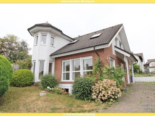 Einfamilienhaus zum Kauf 650.000 € 5 Zimmer 196 m² 702 m² Grundstück Hengsen Holzwickede 59439