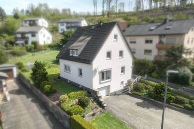 Haus zum Kauf 118.000 € 6 Zimmer 121 m² 749 m² Grundstück Förtschendorf Pressig OT Förtschendorf 96332