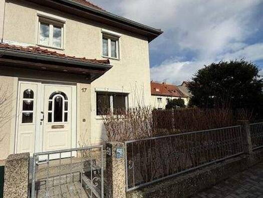 Doppelhaushälfte zum Kauf 320.000 € 4 Zimmer 109 m² 225 m² Grundstück frei ab sofort Gesundbrunnen Halle (Saale) 06128