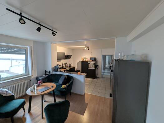 Wohnung zur Miete 850 € 3,5 Zimmer 102 m² Geschoss 1/4 frei ab 01.02.2026 Blumenstraße B 284 Neuburg Neuburg an der Donau 86633