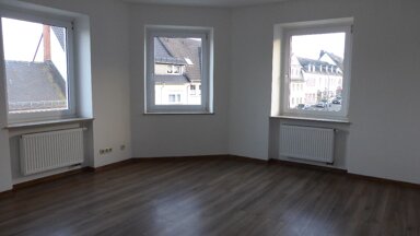 Wohnung zur Miete 670 € 3 Zimmer 90 m² 1. Geschoss Gartenstraße 13 b Daun Daun 54550