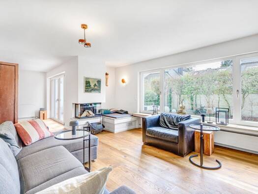 Einfamilienhaus zum Kauf 2.480.000 € 8 Zimmer 242 m² 650 m² Grundstück Grünwald 82031