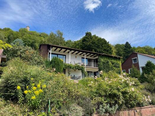 Einfamilienhaus zum Kauf 740.000 € 8 Zimmer 306 m² 1.678 m² Grundstück Eddigehausen Bovenden 37120