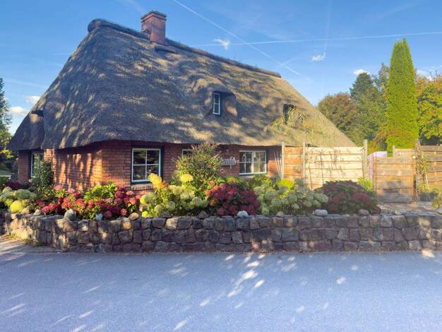 Haus zum Kauf 195.000 € 3 Zimmer 86 m² 379 m² Grundstück Hattstedt 25856