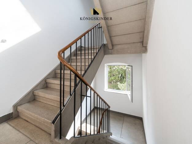 Wohnung zum Kauf 239.000 € 3 Zimmer 81 m² Bad Cannstatt Stuttgart 70374