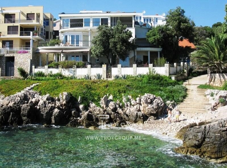 Einfamilienhaus zum Kauf provisionsfrei 1.250.000 € 5 Zimmer 497 m²<br/>Wohnfläche 375 m²<br/>Grundstück Dobra Voda Bar, Montenegro 85000