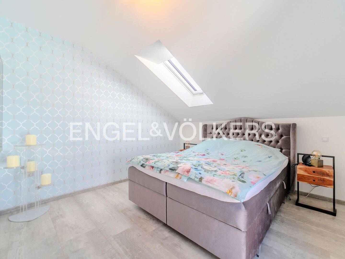 Einfamilienhaus zum Kauf - Mehr