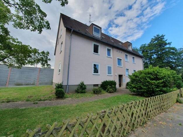 Wohnung zur Miete 530 € 3 Zimmer 60,9 m² 1. Geschoss frei ab 10.08.2026 Am Bahnhof 8 Vorsfelde Vorsfelde 38448