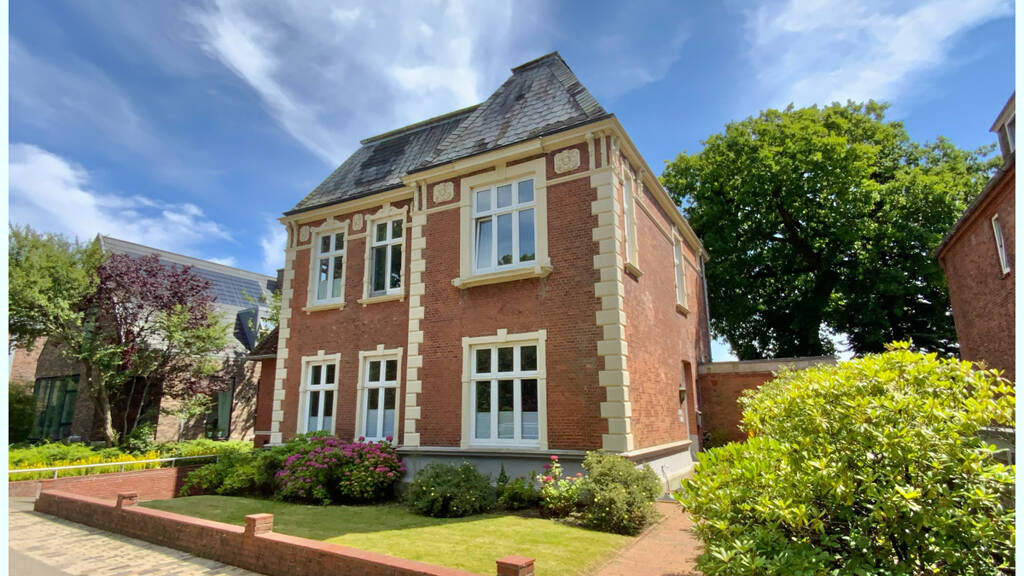 Villa zum Kauf 830.000 € 12 Zimmer 350 m² 1.420 m² Grundstück Husum 25813