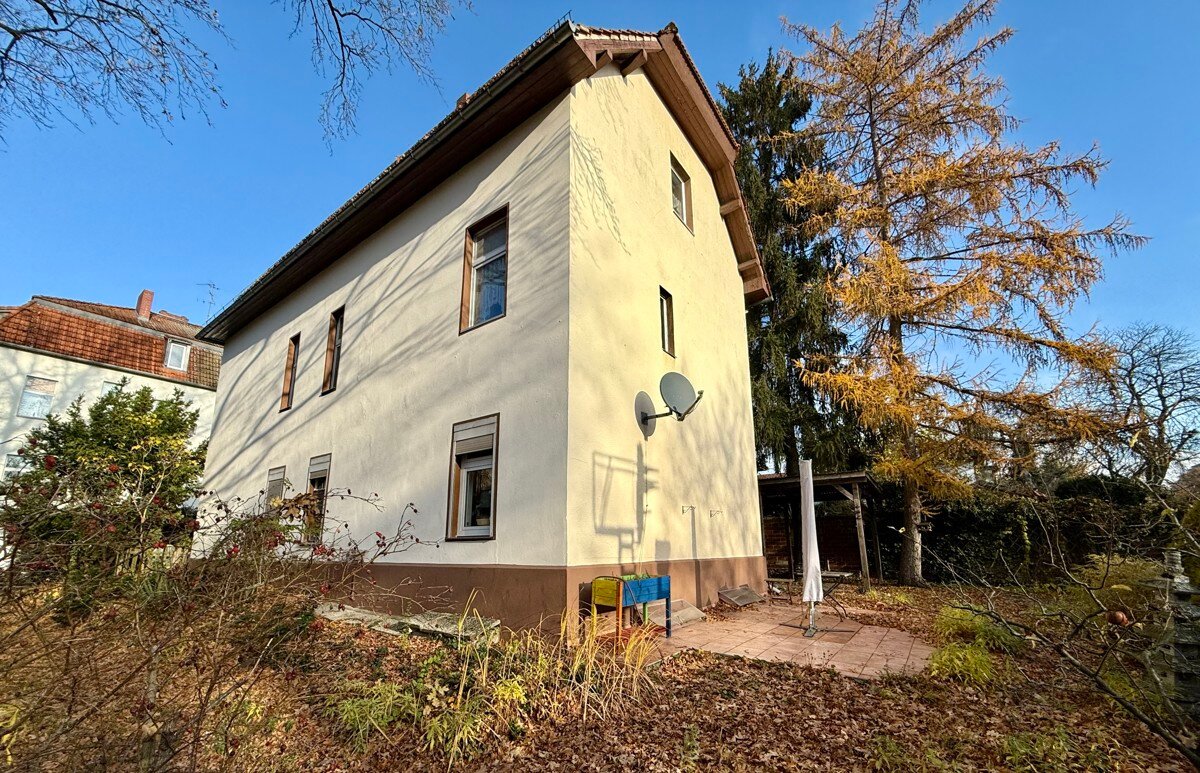 Mehrfamilienhaus zum Kauf 482.500 € 6 Zimmer 123 m²<br/>Wohnfläche 558 m²<br/>Grundstück Lichterfelde Berlin 12203