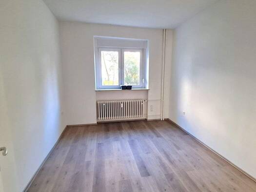 Wohnung zur Miete 560 € 3 Zimmer 70 m² EG Karl-Lehr-Str. 163 Neudorf-Süd Duisburg 47057