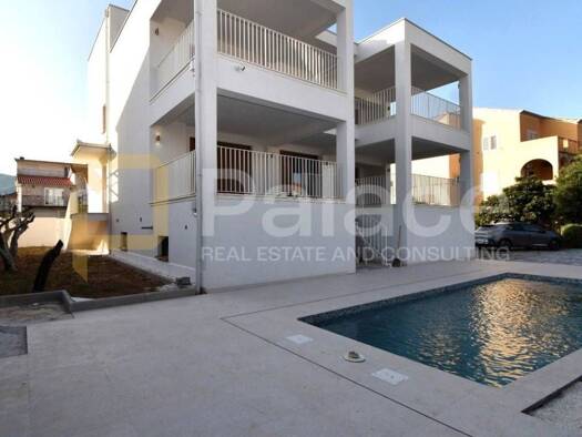 Haus zum Kauf 1.420.000 € 7 Zimmer 366 m² Kastela