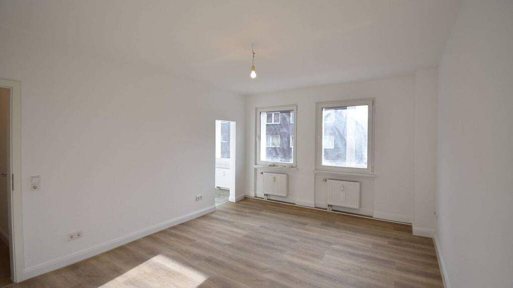 Studio zur Miete 375 € 1 Zimmer 28,9 m² 2. Geschoss frei ab 01.03.2026 Horststraße 58 Untermeiderich Duisburg 47137