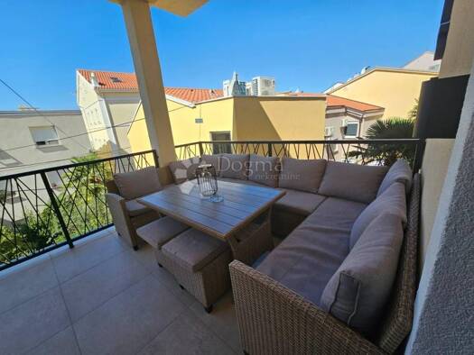 Wohnung zur Miete 1.000 € 4 Zimmer 70 m² 2. Geschoss Crikvenica Centar