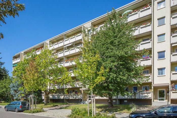 Wohnung zur Miete 503,56 € 4 Zimmer 77,5 m²<br/>Wohnfläche 3.<br/>Geschoss 13.10.2024<br/>Verfügbarkeit Senftenberger Str. 54 Prohlis-Süd (Senftenberger Str.-Süd) Dresden 01239