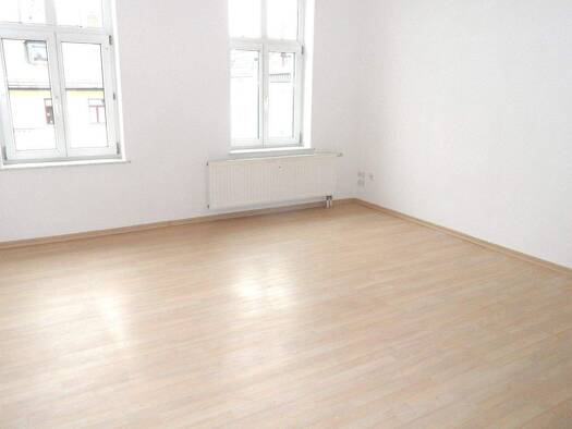 Wohnung zur Miete 390 € 3 Zimmer 70 m² 2. Geschoss Holzstraße Werdau 08412