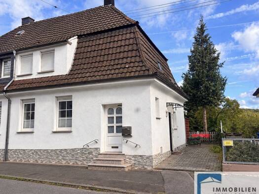 Doppelhaushälfte zum Kauf 139.000 € 3 Zimmer 80 m² 400 m² Grundstück Wissen 57537
