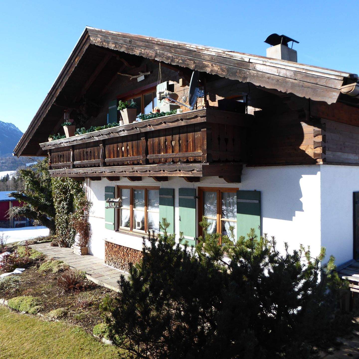 Immobilie in Inzell - Charmantes und vielseitiges Einfamilienhaus in sehr sonniger Lage von Inzell zu verkaufen ! - Bild 4