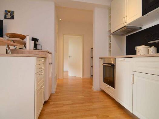 Wohnung zur Miete Wohnen auf Zeit 1.280 € 2 Zimmer 46 m² frei ab sofort Stadtmitte Neu-Ulm 89231