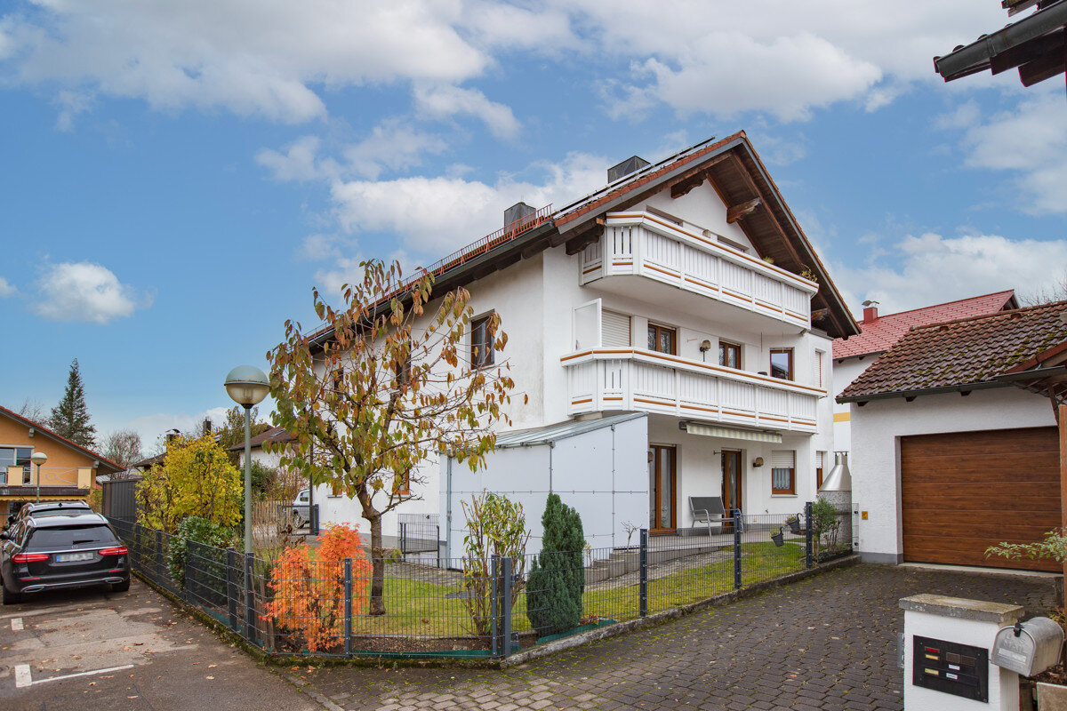 Mehrfamilienhaus zum Kauf 1.579.900 € 11,5 Zimmer 302,7 m²<br/>Wohnfläche 493 m²<br/>Grundstück Markt Schwaben 85570